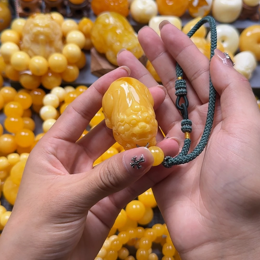 未镶嵌蜜蜡珠宝奇石貔貅