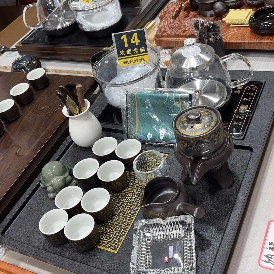 我***人12354236655225545