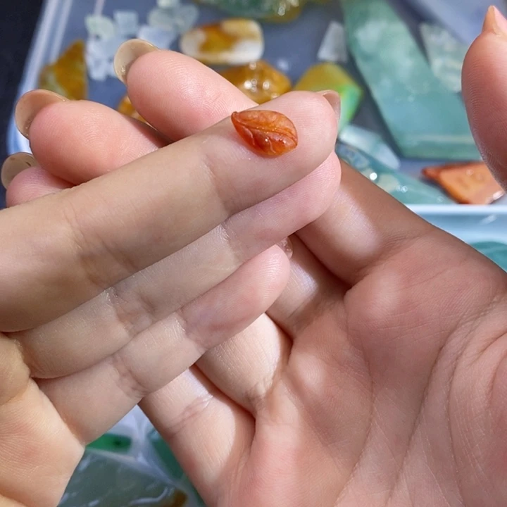 未镶嵌定制翡翠翡翠