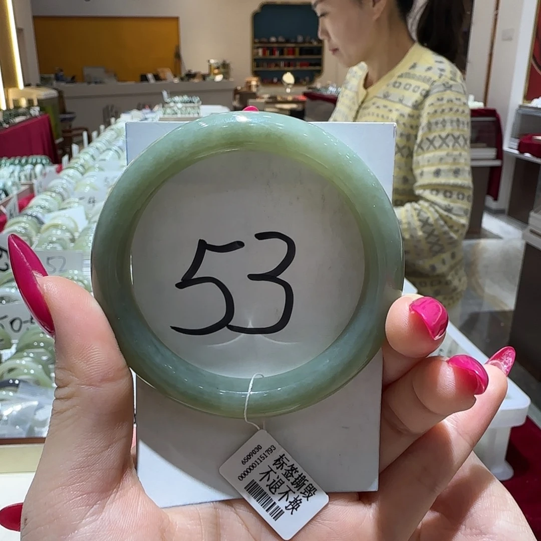 和田玉未镶嵌手镯900