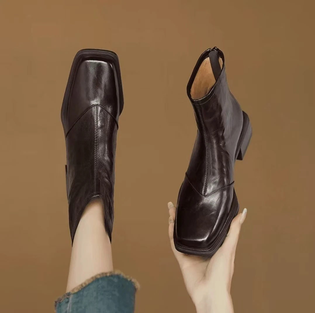 【新年现货现发】4cm真皮法式复古小短靴百搭平头粗跟瘦瘦靴女秋冬