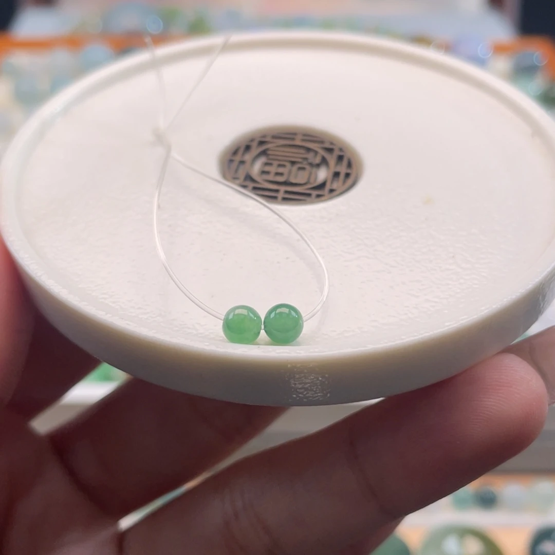 未镶嵌定制翡翠天然缅甸翡翠a货一对4.4