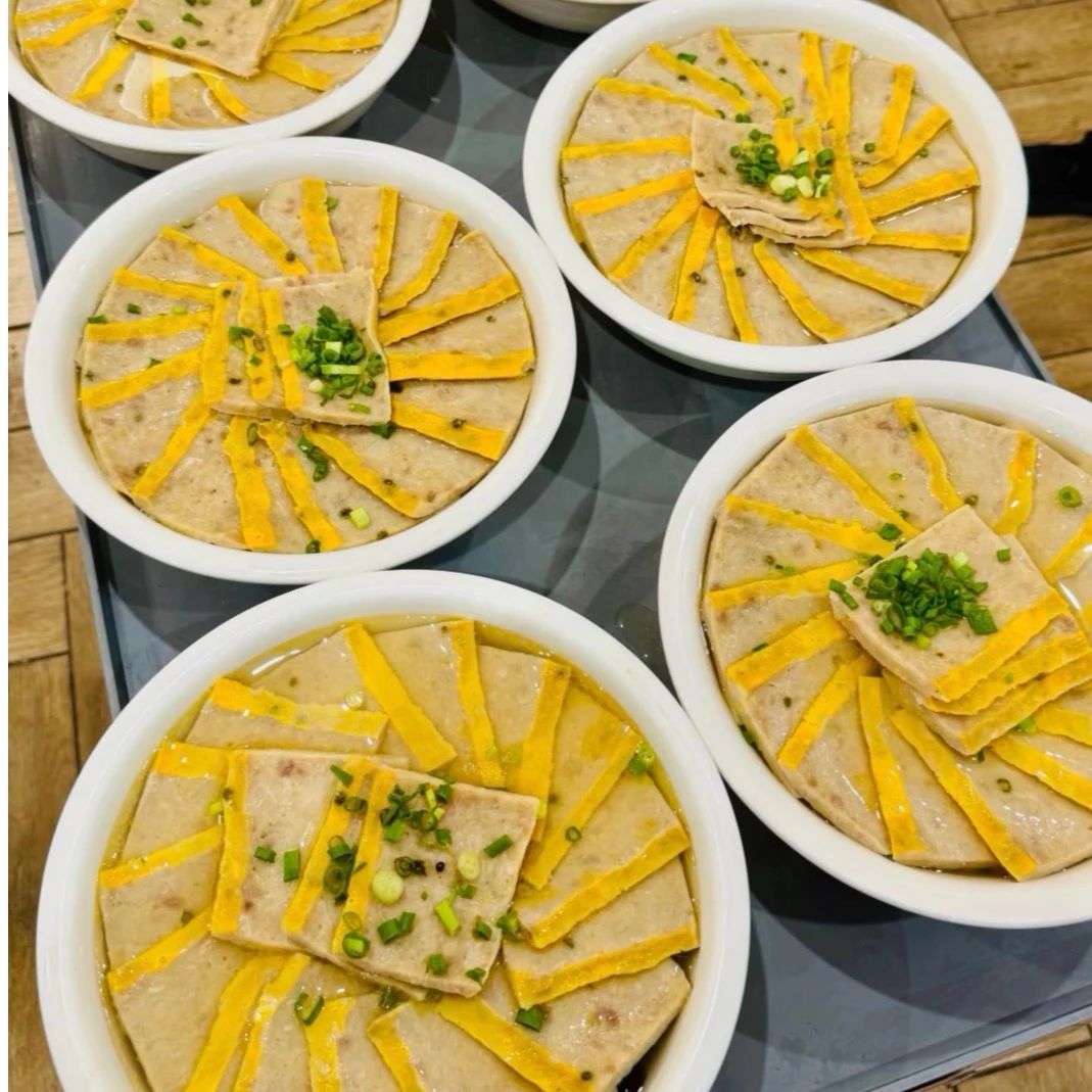 特色粑粑肉四川蒸菜新鲜材料切片美食九大碗头碗农家猪肉制做