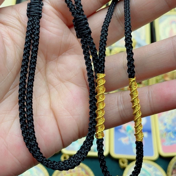 吊坠二*唐卡他饿啦啦饿了