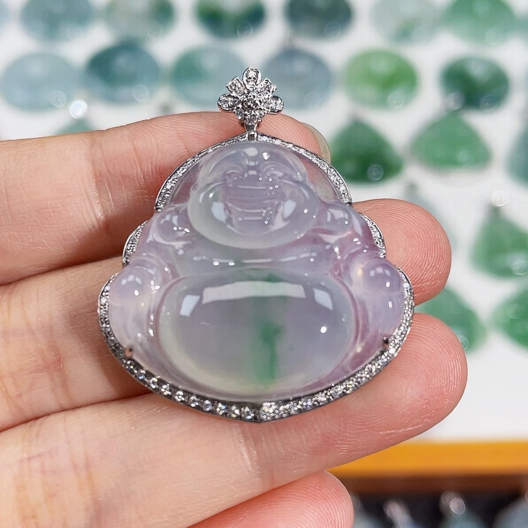 颈饰18K金镶嵌翡翠吊坠