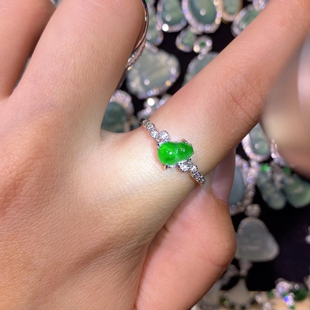 翡翠未镶嵌颈饰天然