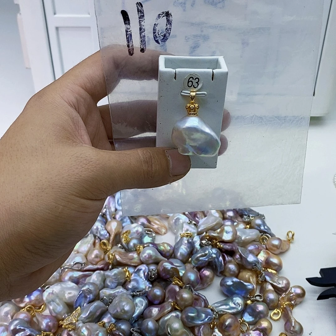淡水珍珠合金颈饰