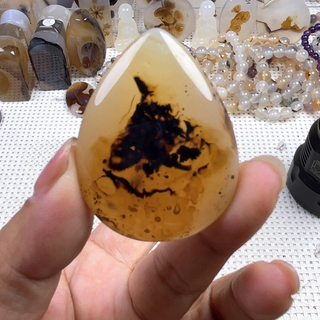 玛瑙/玉髓未镶嵌颈饰