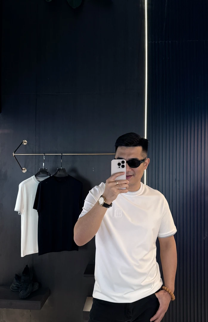 简约时尚短袖圆领夏季T恤