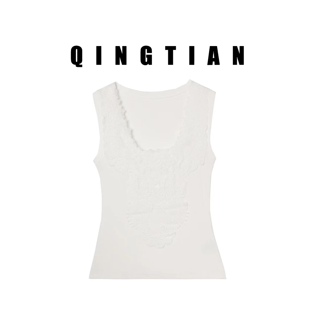 深圳南油原创2025新款胸前蕾丝后背竖纹白色无袖马甲2504101