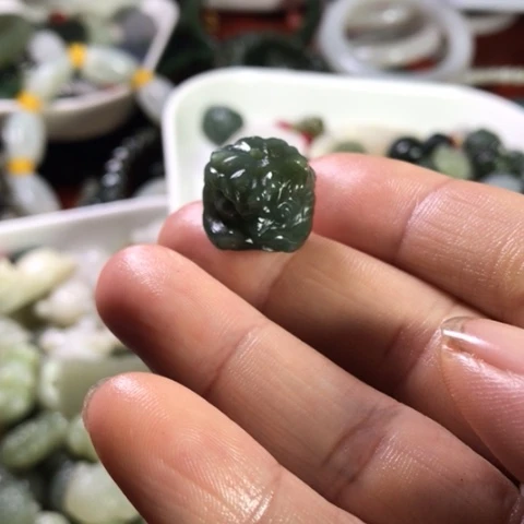未镶嵌和田玉手机链醒狮16