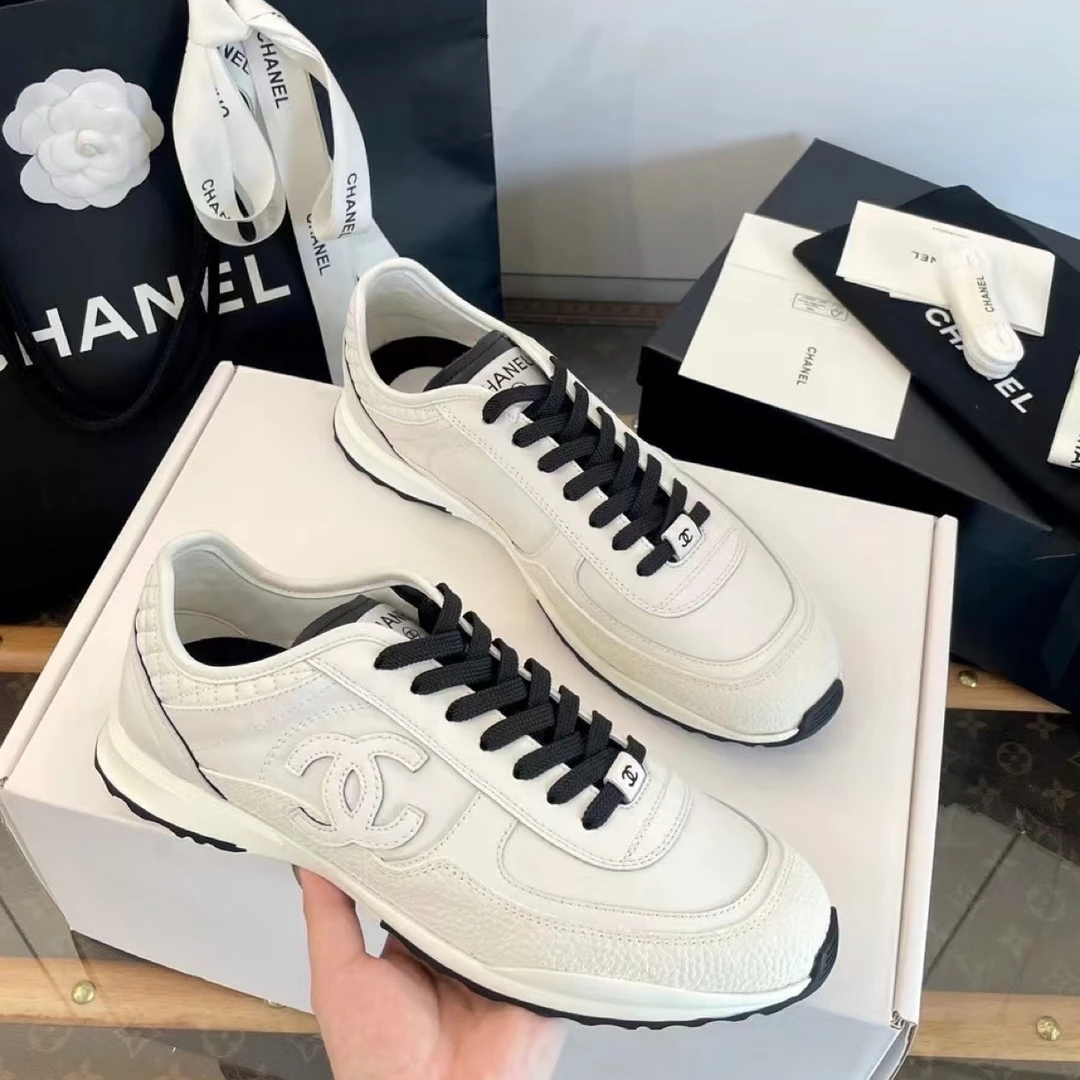 99新 Chanel/香奈儿 25P白色德训鞋 38.5码 4453 99新