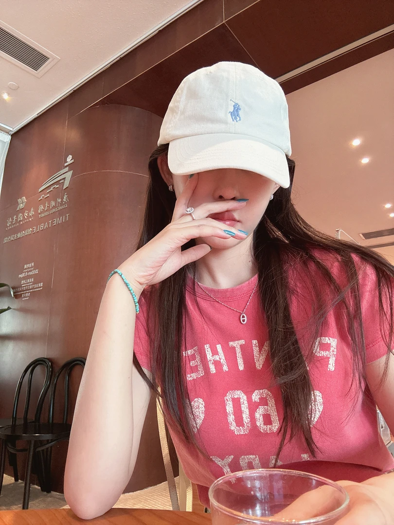 做旧字母印花T恤250720