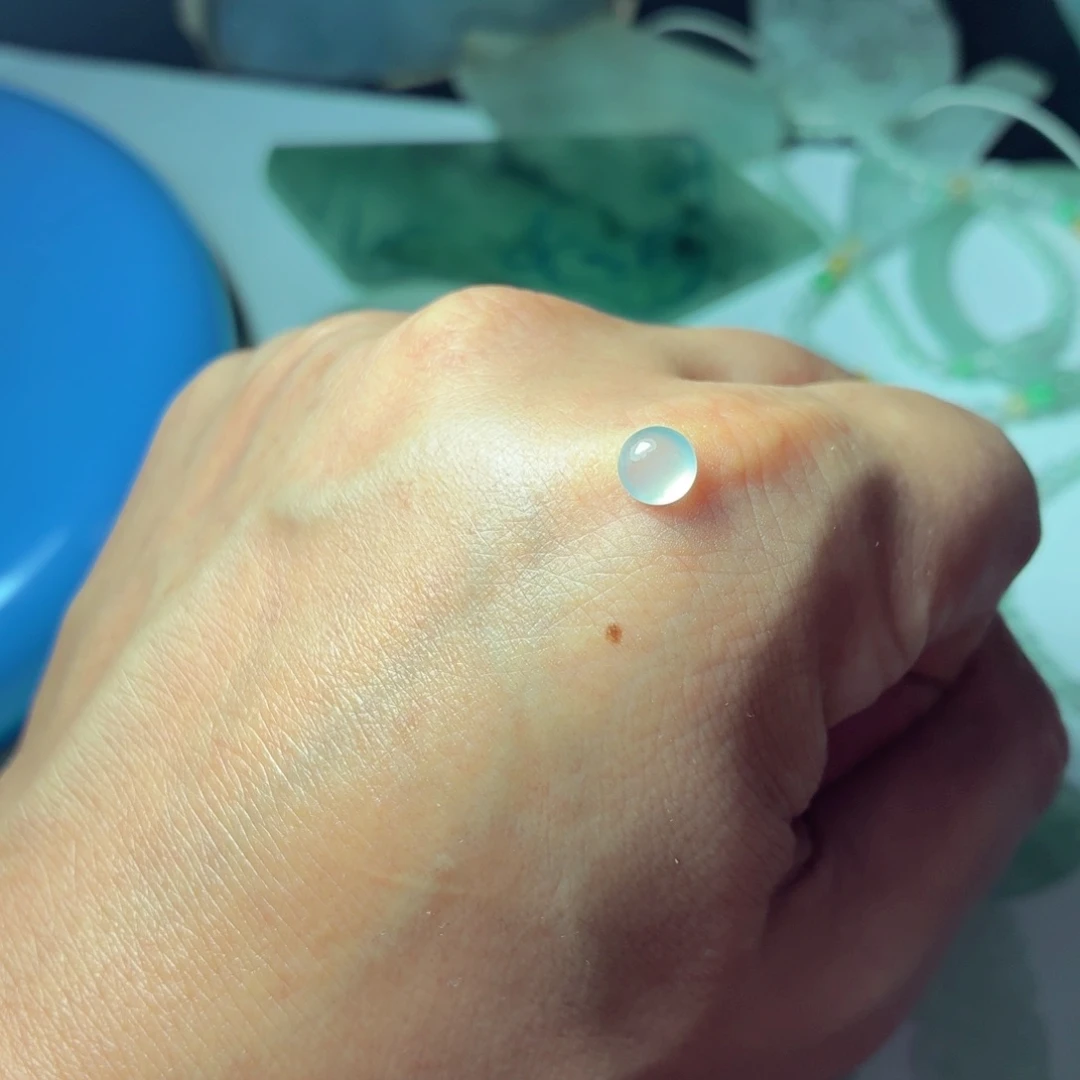 定制翡翠未镶嵌包抛光