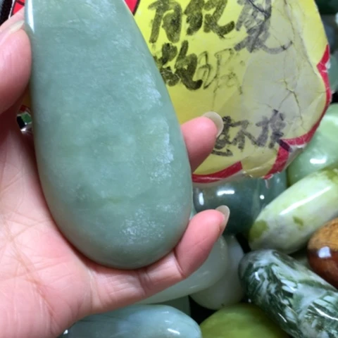 蛇纹石玉未镶嵌手把件