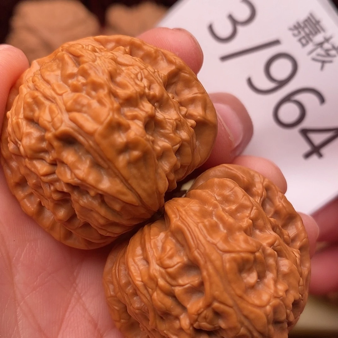 文玩核桃把件38白狮子