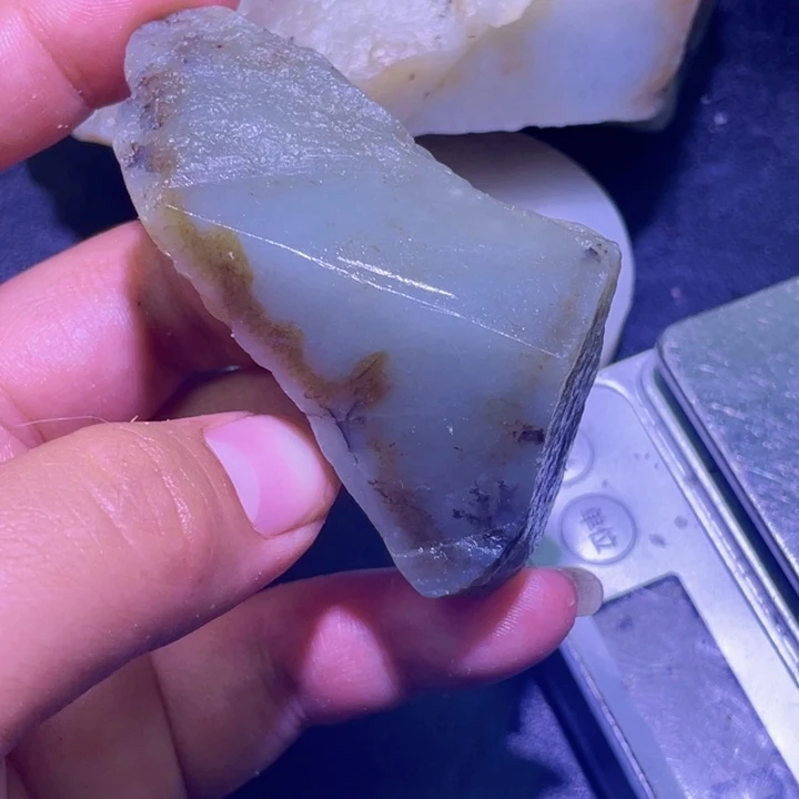 和田玉未镶嵌珠宝半成品