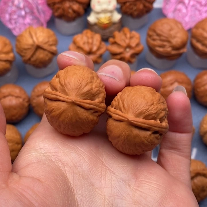 文玩核桃把件大枣
