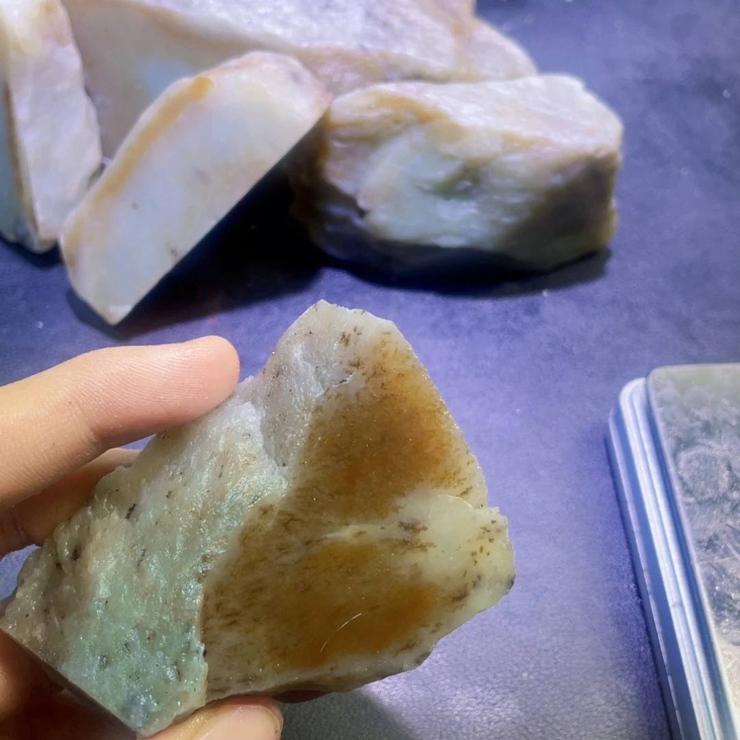 未镶嵌和田玉珠宝半成品