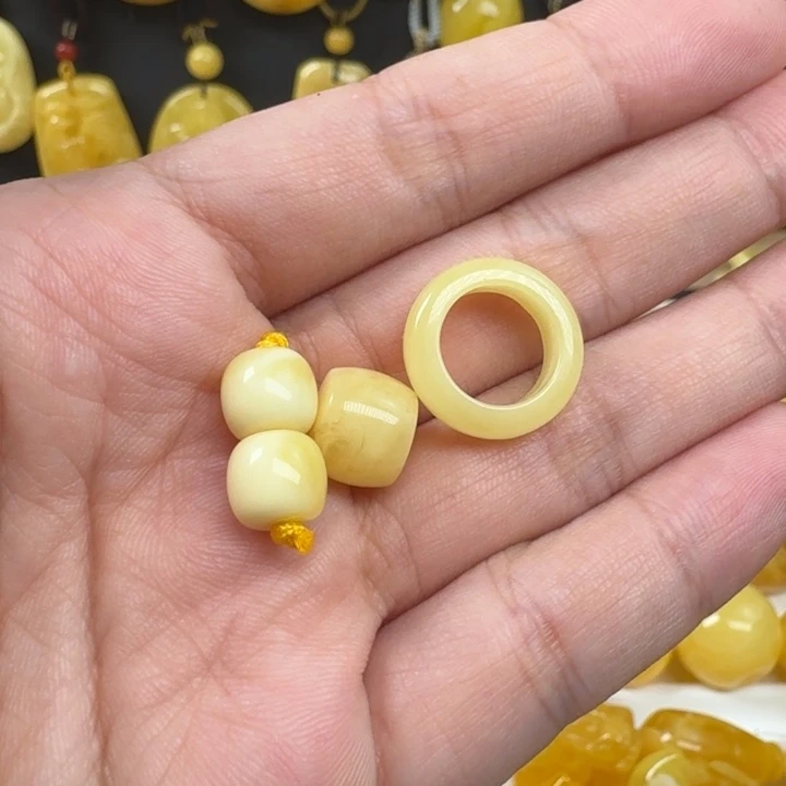o***o蜜蜡未镶嵌珠宝奇石