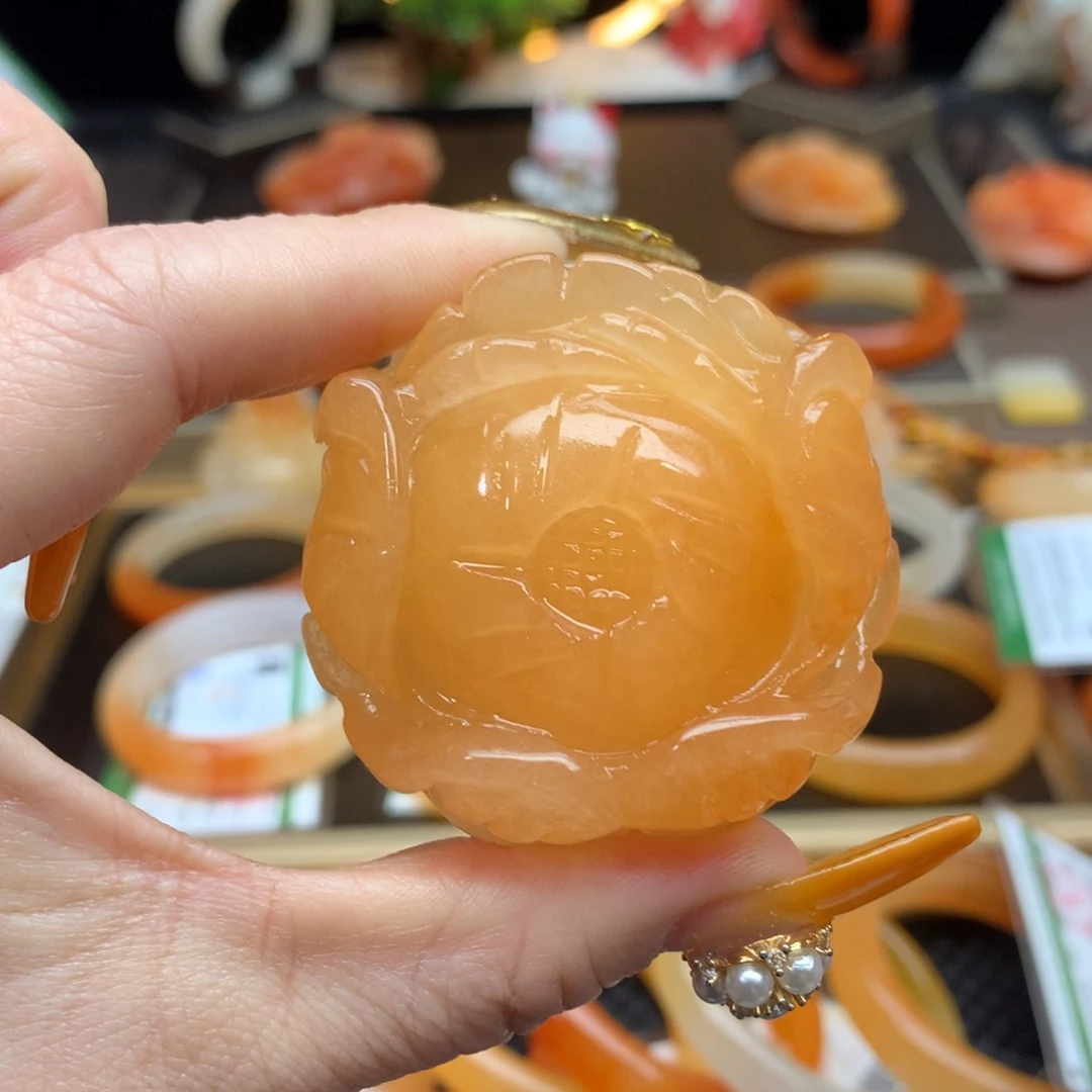 石英质玉（黄龙玉）手镯未镶嵌