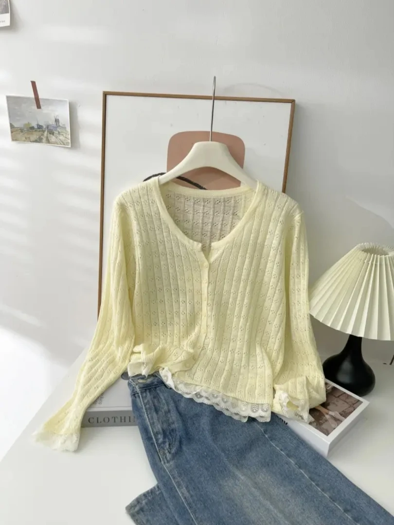 大码秋季显瘦时尚蕾丝拼接胖mm镂空开衫百搭宽松女长袖针织衫