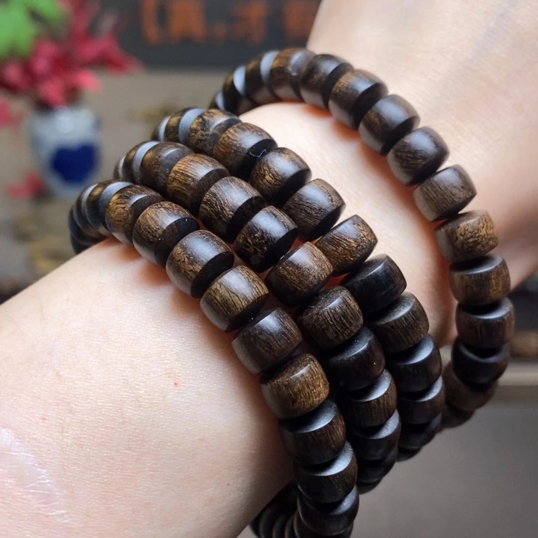 沉香手串越南富森红土玉化瘤疤0.6×0.8×108