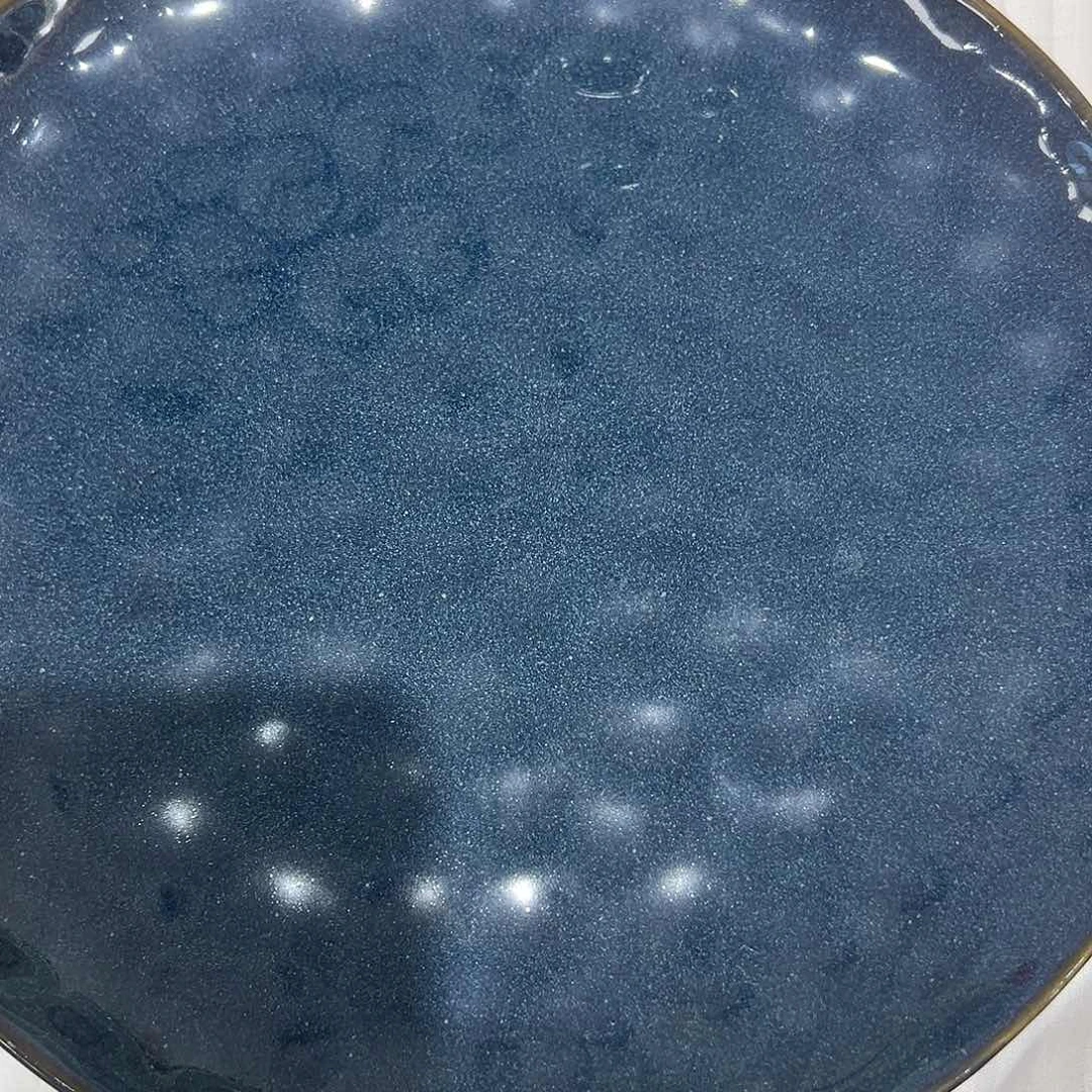 故***丹摆件一个。