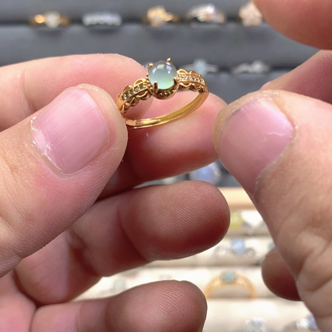 翡翠未镶嵌戒指翡翠