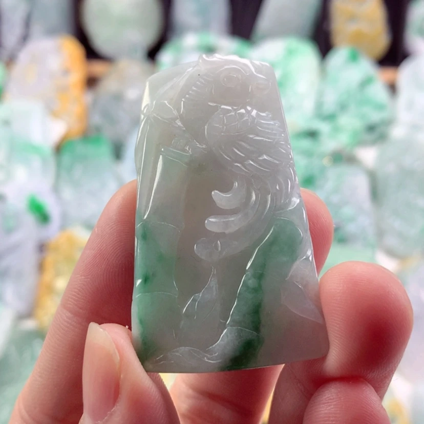 【闪购商品】翡翠吊坠(不含链)未镶嵌