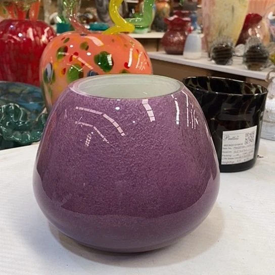 琉璃花瓶高13厘米口径8厘米