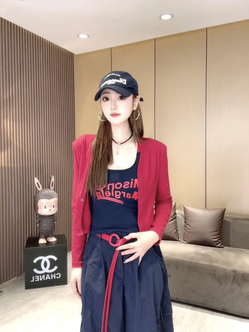 LL8837 长袖开衫 韩版短款长袖时尚休闲百搭纯色开衫外套女