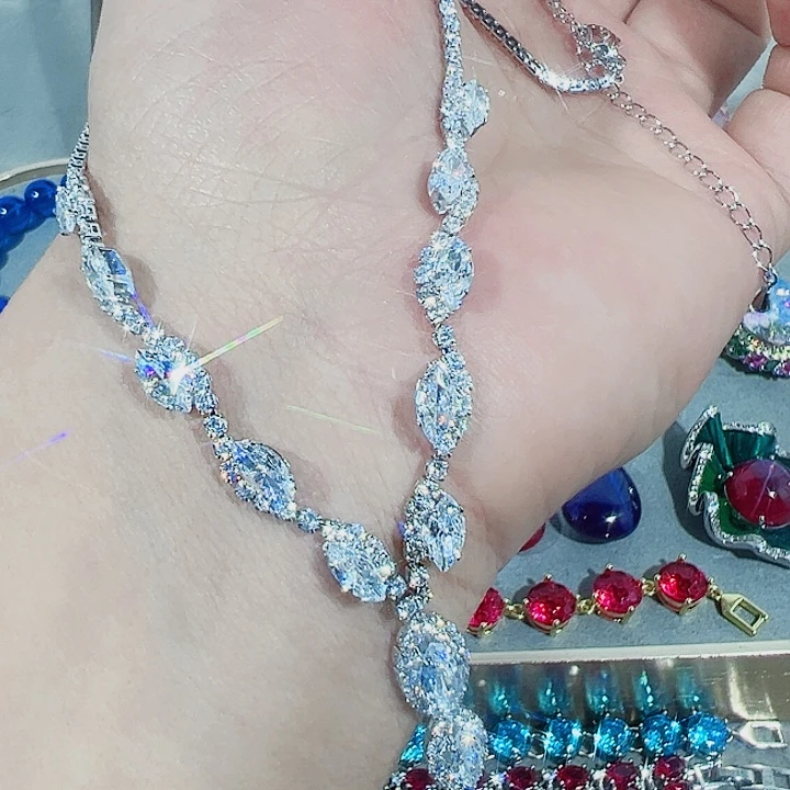 非金属红色蓝色吊坠戒指