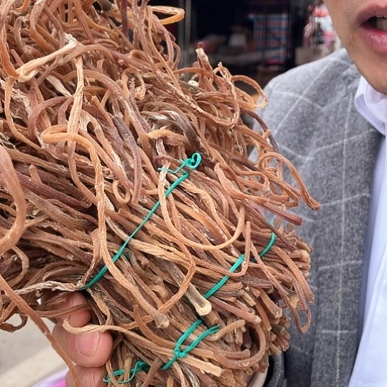 中国大陆干蒜苔一斤含箱赶集