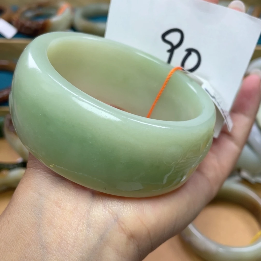 未镶嵌手镯和田玉圈口64