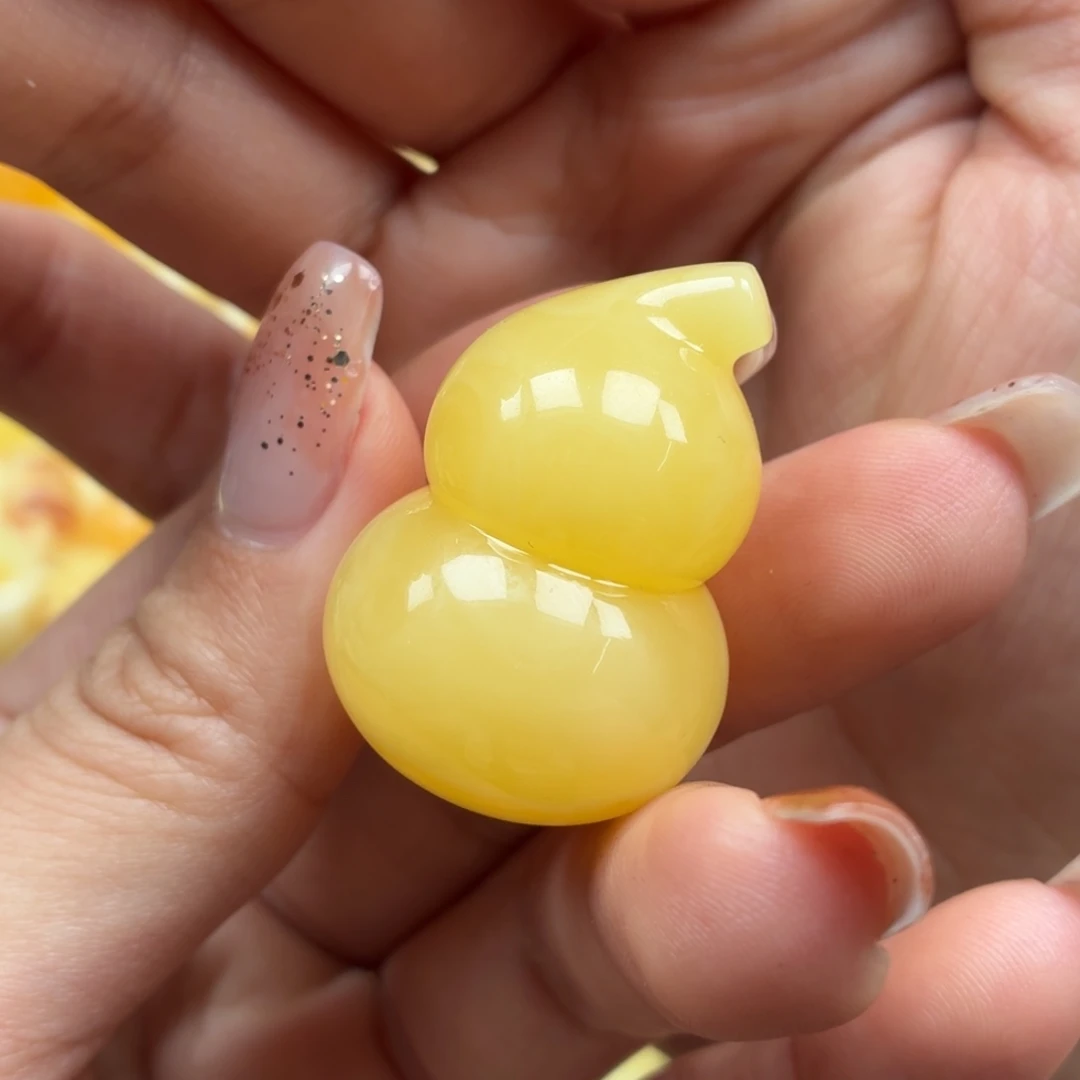 琥珀未镶嵌裸石蜜蜡