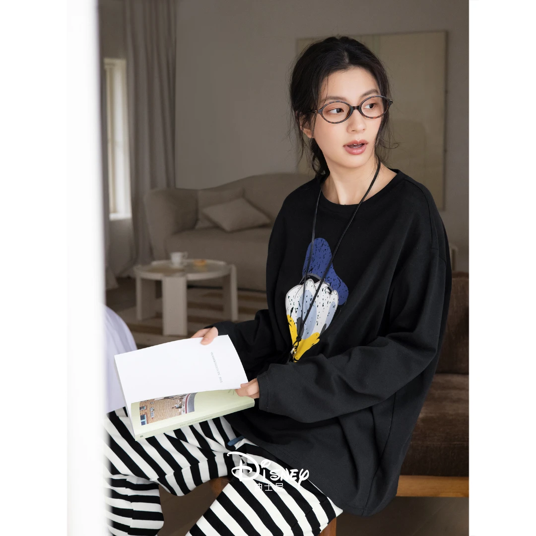 迪士尼睡衣女春秋季新款圆领长袖柔软棉套装可爱唐老鸭宽松家居服