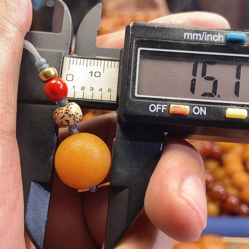 【闪购商品】蜜蜡未镶嵌珠宝奇石