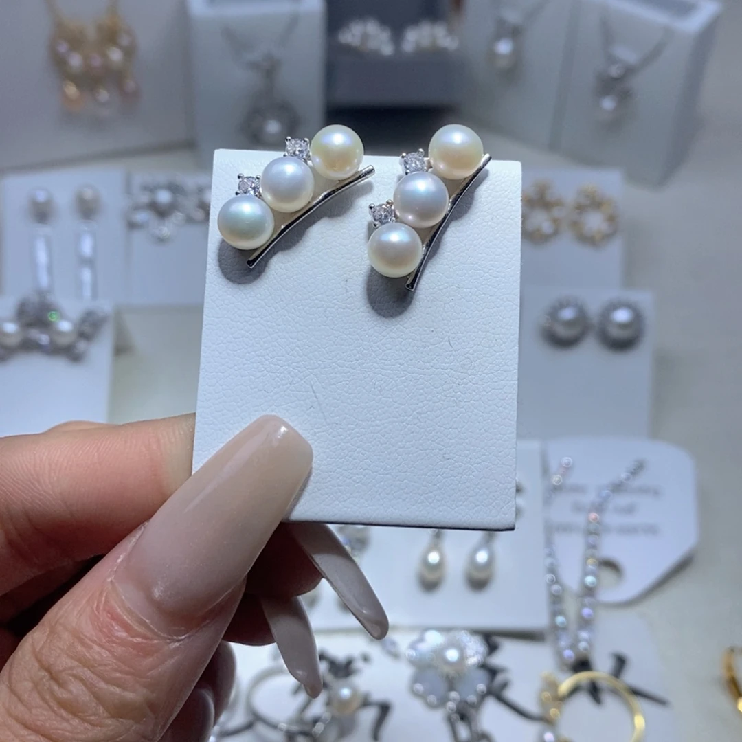 未镶嵌耳饰淡水珍珠