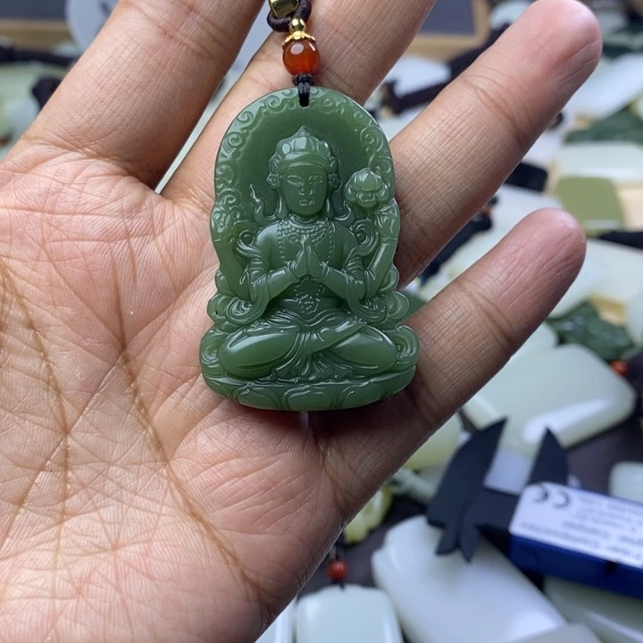 和田玉未镶嵌颈饰