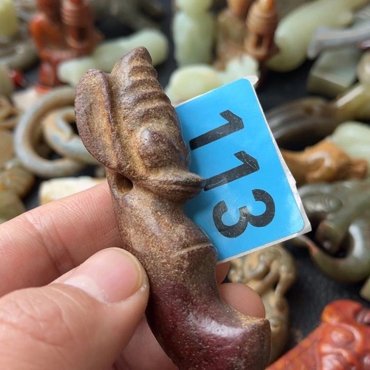 和田玉颈饰未镶嵌