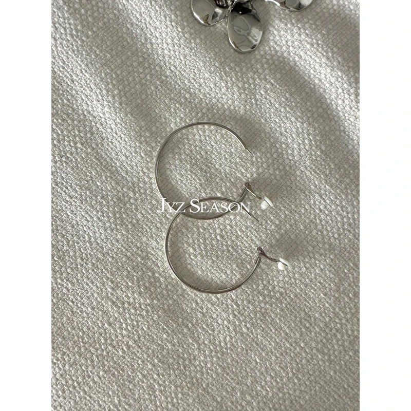 合金耳饰 耳扣休闲风女可调节日韩几何银色百搭圈圈耳夹