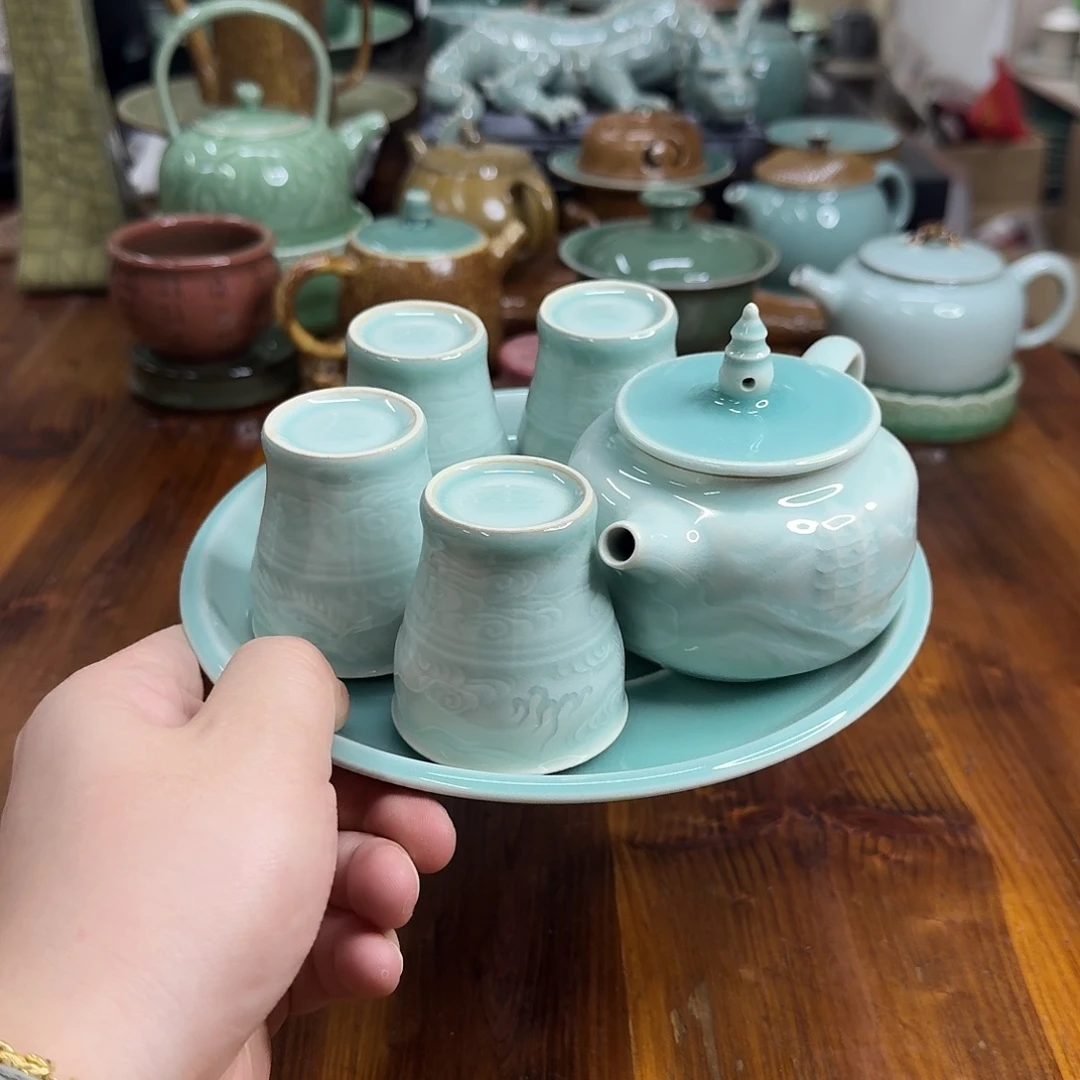 小仲龙泉青瓷微瑕2553