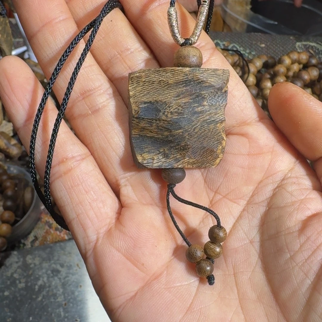 沉香沉香枕海南莺歌绿老料孤品一个