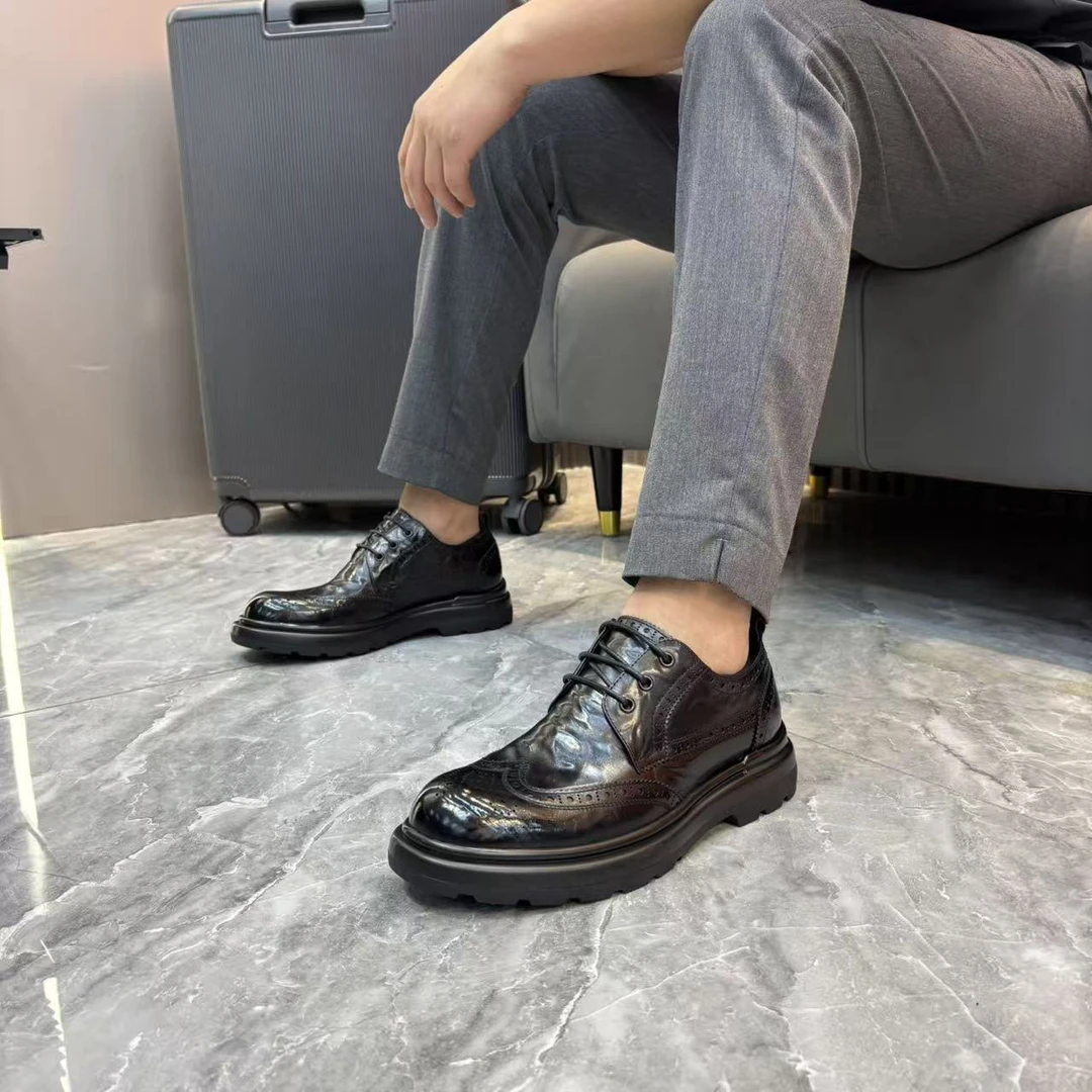2025年秋季新款潮流百搭舒适透气精致轻奢高档男士皮鞋