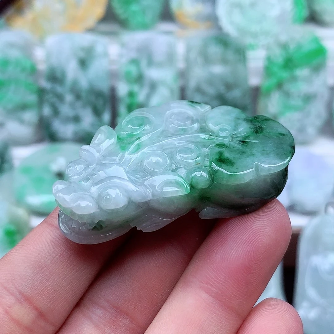 翡翠未镶嵌颈饰翡翠吊坠
