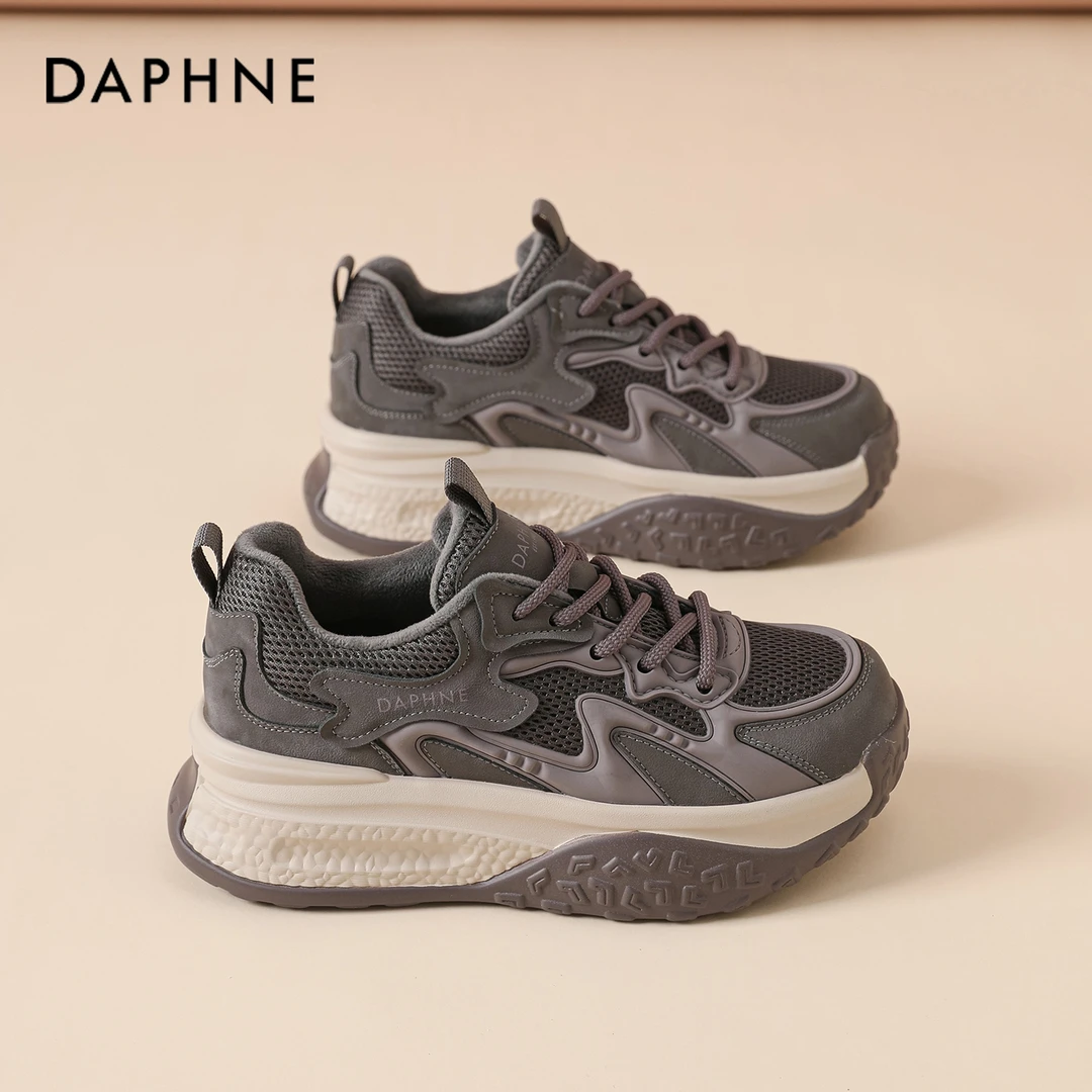 达芙妮加绒德训鞋女2025冬季棉鞋阿甘厚底运动休闲鞋轻便复古女鞋