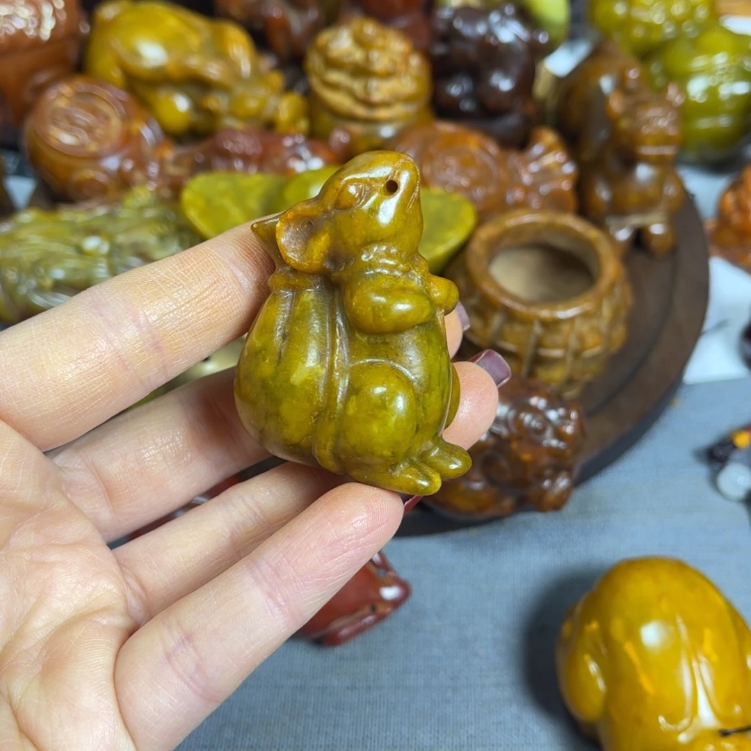 蛇纹石玉合金颈饰