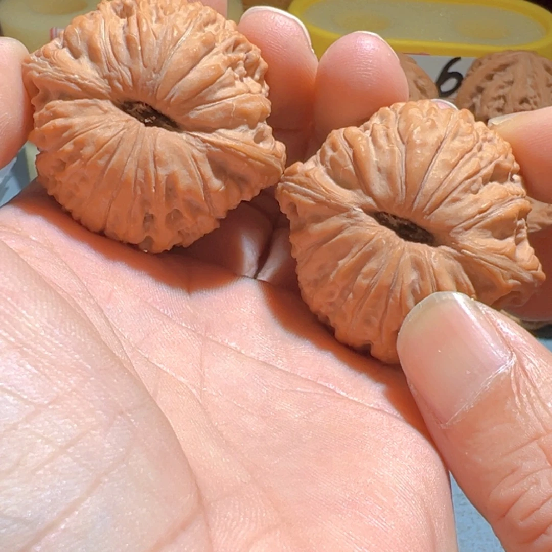 文玩核桃把件泥鳅背42