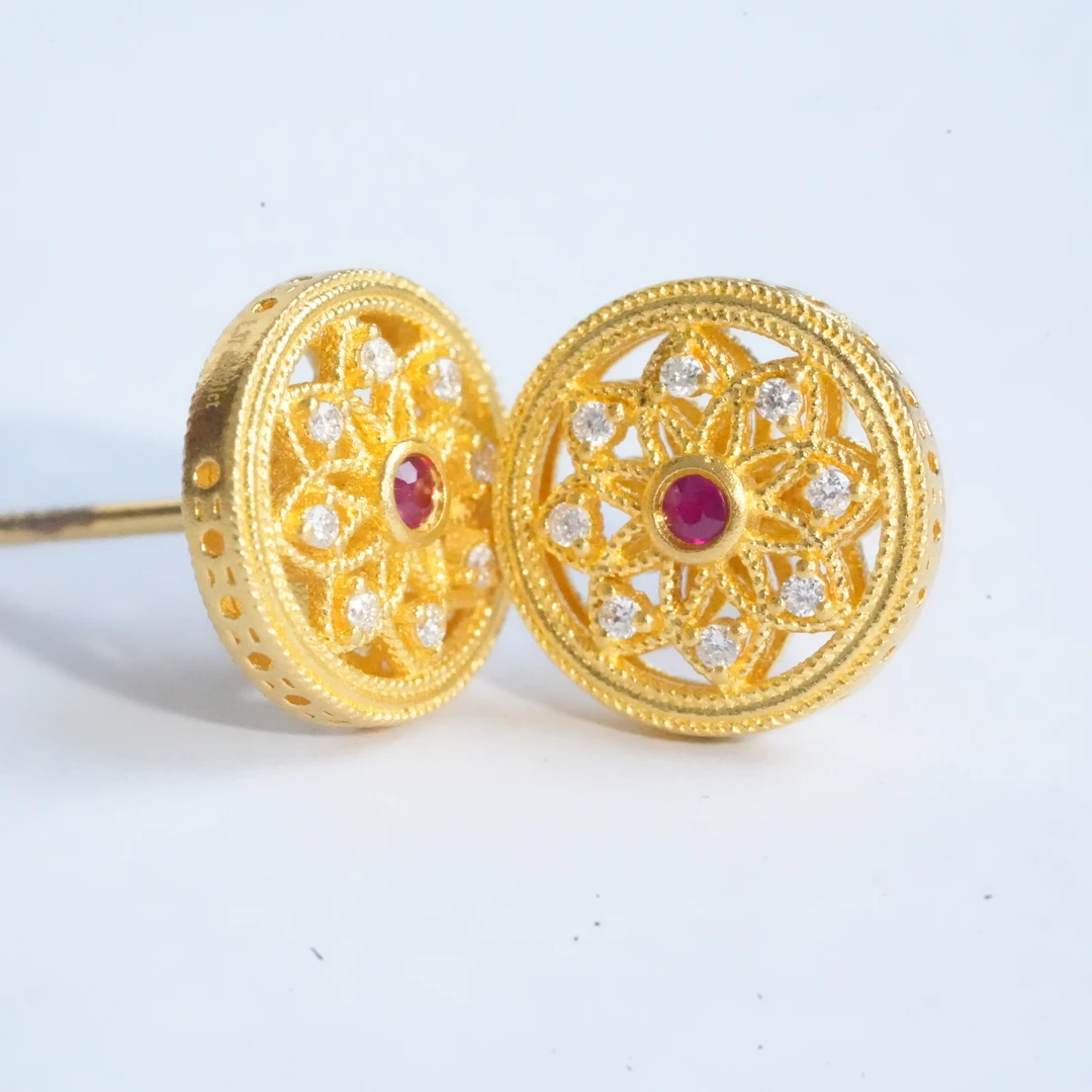 千禧黄金 足金999 莲花圆盘耳钉